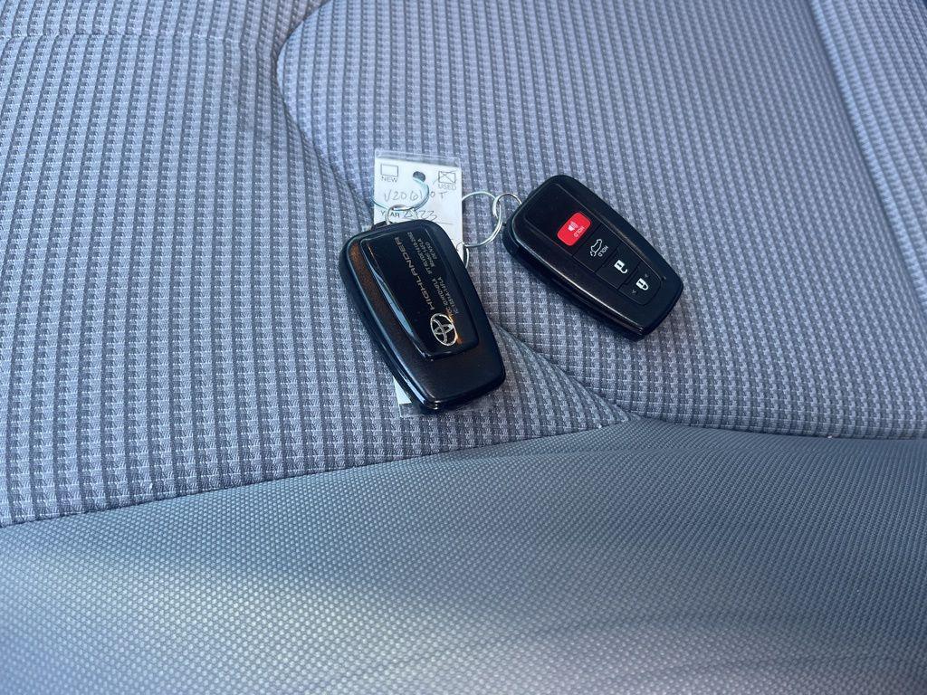 used 2023 Toyota Highlander car, priced at $29,218