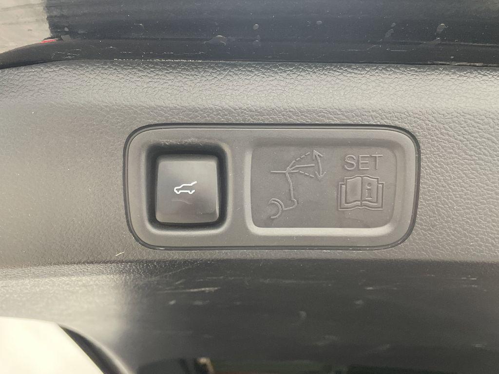 used 2024 Lincoln Navigator L car, priced at $69,461