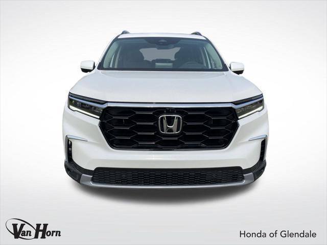 new 2025 Honda Pilot car, priced at $51,985