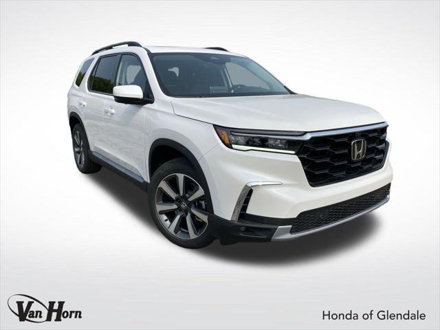 new 2025 Honda Pilot car, priced at $51,985