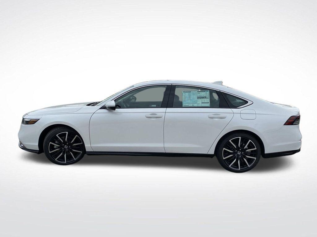 new 2025 Honda Accord Hybrid car, priced at $38,152