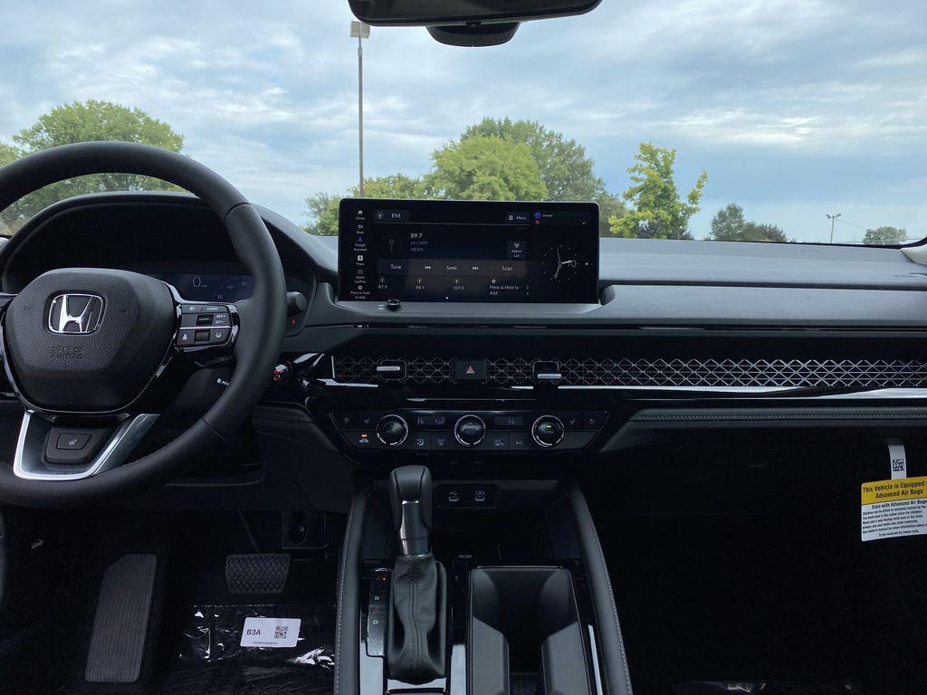 new 2025 Honda Accord Hybrid car, priced at $38,152