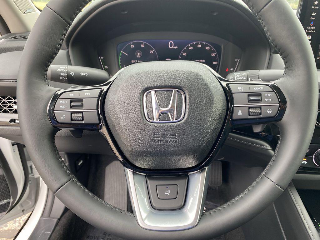 new 2025 Honda Accord Hybrid car, priced at $38,152