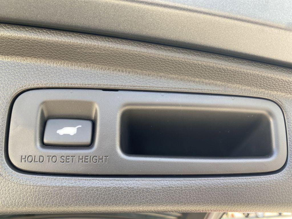 new 2026 Honda CR-V Hybrid car, priced at $39,683