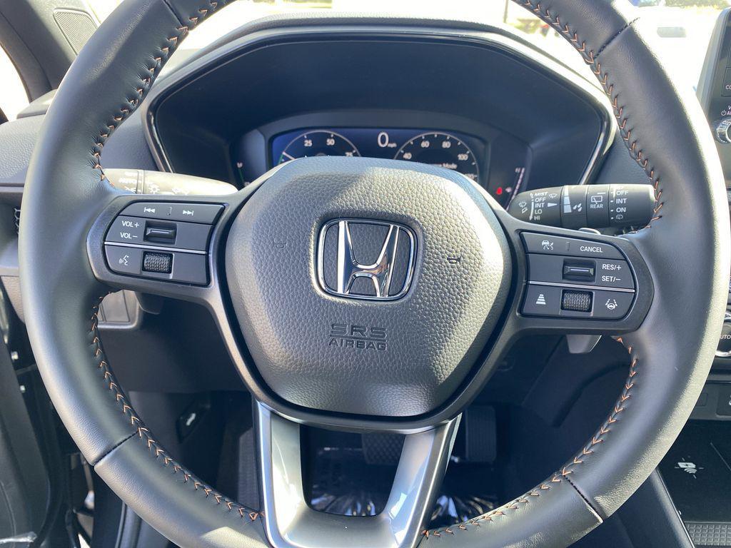 new 2026 Honda CR-V Hybrid car, priced at $39,683