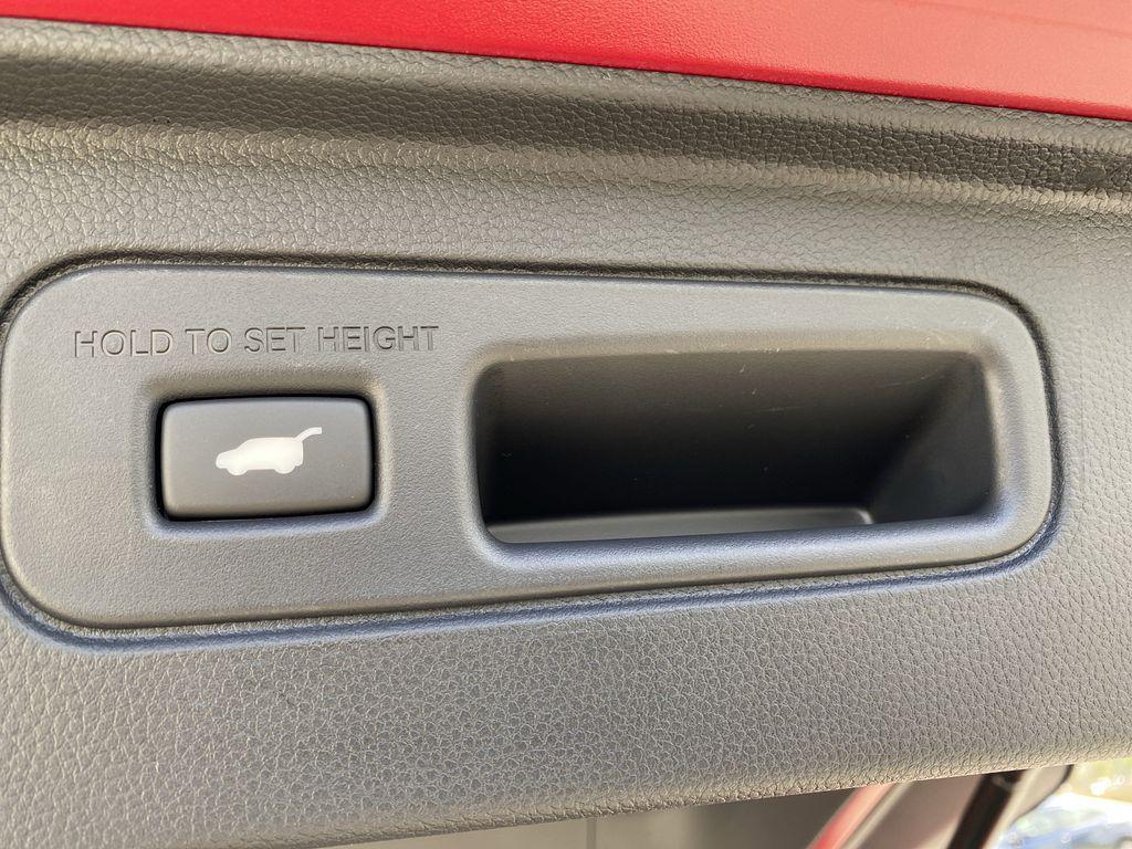 new 2025 Honda Pilot car, priced at $49,266