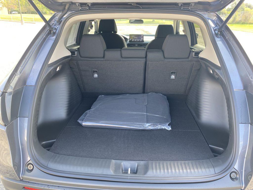 new 2026 Honda HR-V car, priced at $28,276