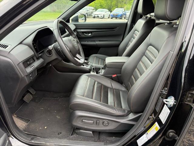 used 2025 Honda CR-V Hybrid car, priced at $38,496
