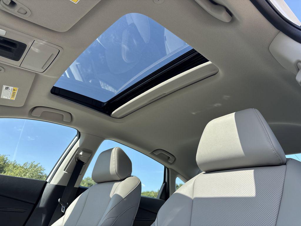 new 2025 Honda Accord Hybrid car, priced at $38,152