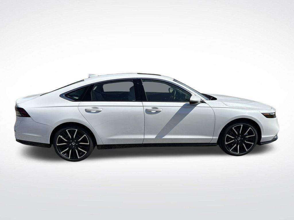 new 2025 Honda Accord Hybrid car, priced at $38,152