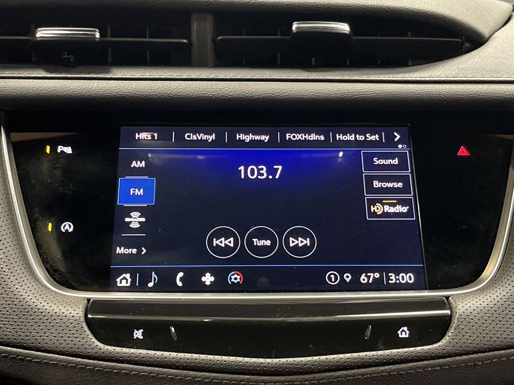 used 2024 Cadillac XT5 car, priced at $34,900