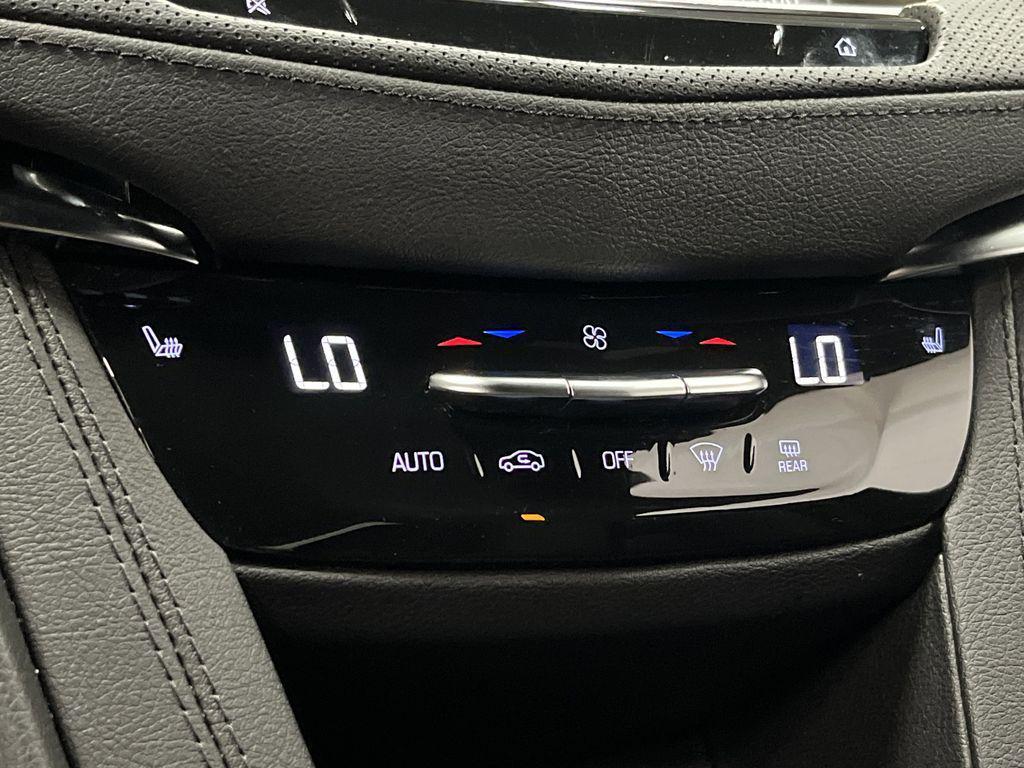 used 2024 Cadillac XT5 car, priced at $34,900