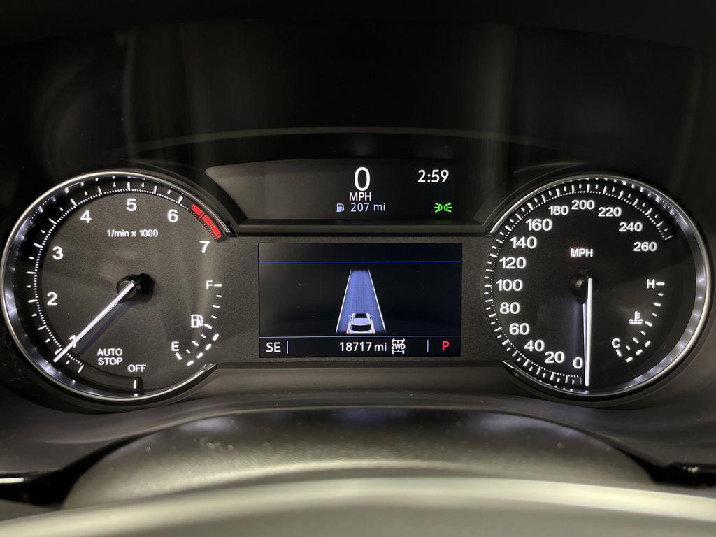 used 2024 Cadillac XT5 car, priced at $34,900