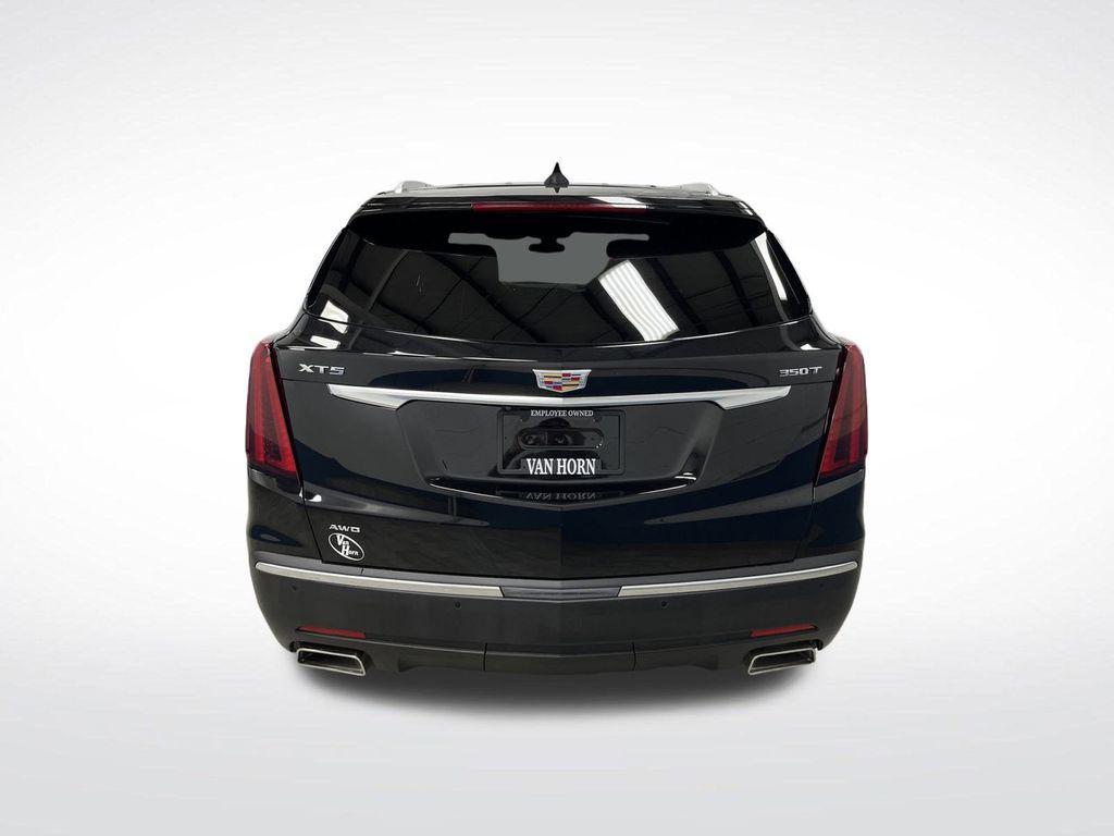 used 2024 Cadillac XT5 car, priced at $34,900