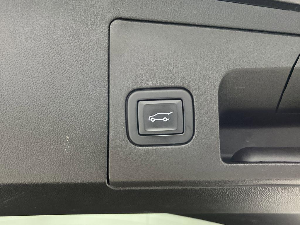 used 2024 Cadillac XT5 car, priced at $34,900