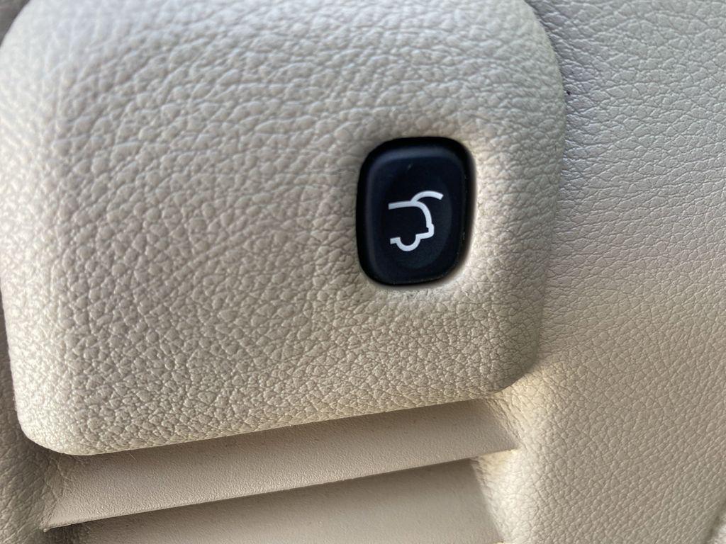 used 2020 Jeep Grand Cherokee car, priced at $25,694