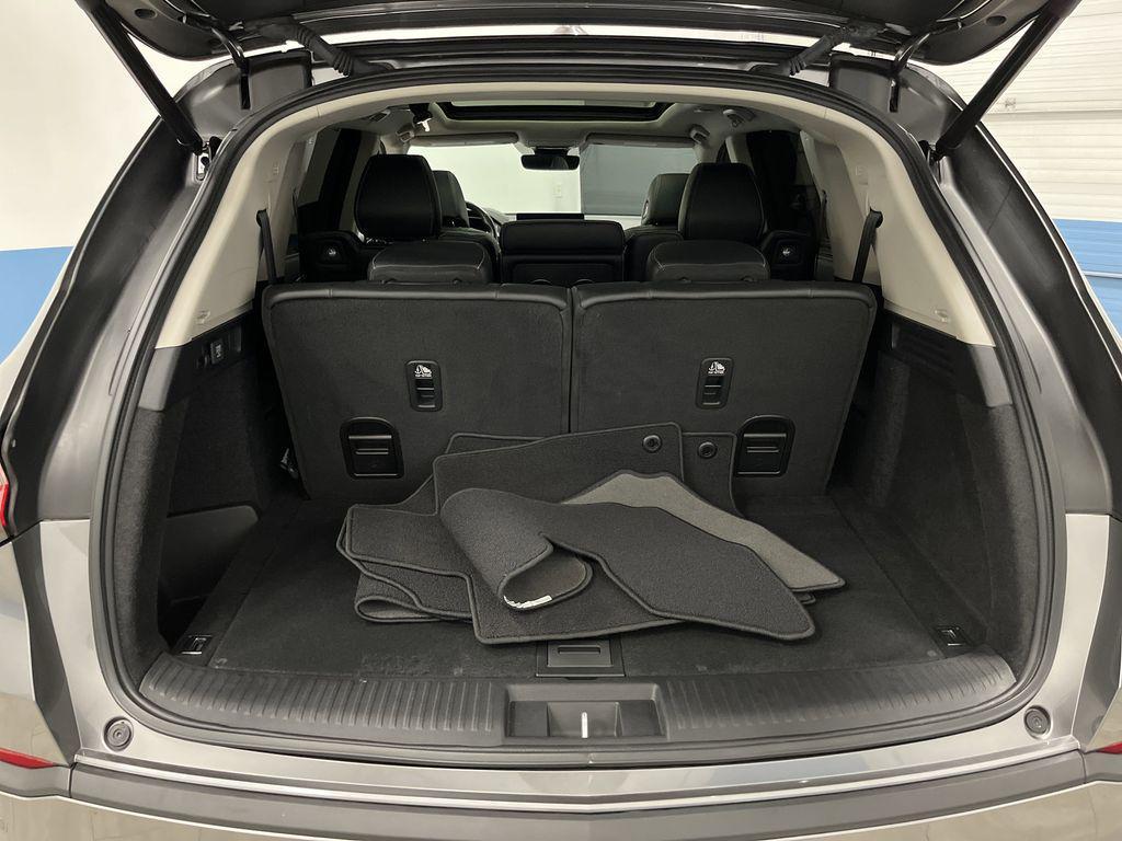 used 2023 Acura MDX car, priced at $38,900