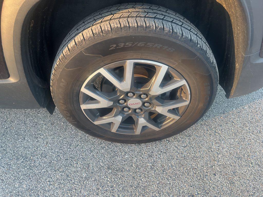 used 2021 GMC Acadia car, priced at $17,500