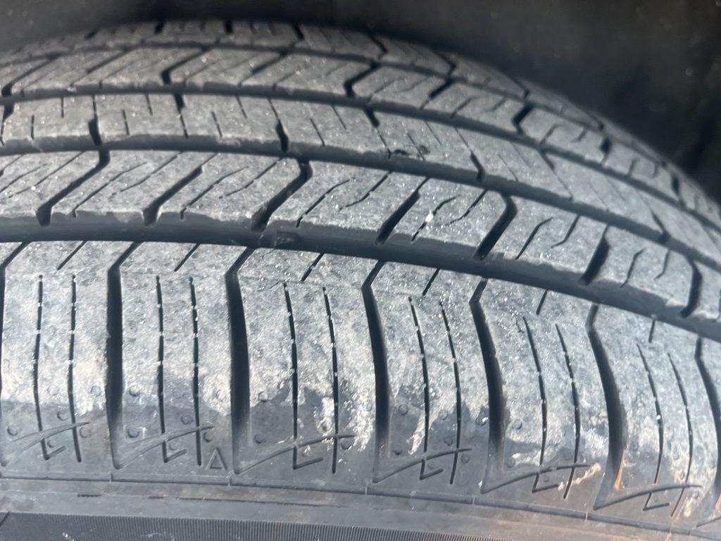 used 2021 GMC Acadia car, priced at $17,500