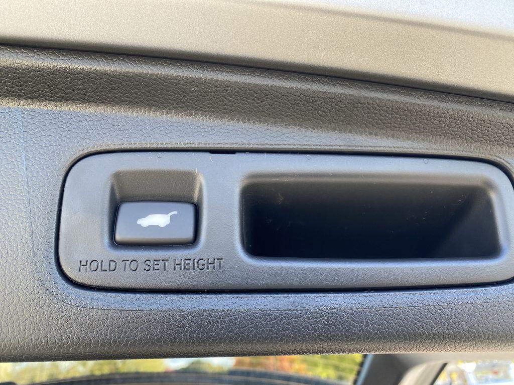 new 2026 Honda CR-V Hybrid car, priced at $39,683