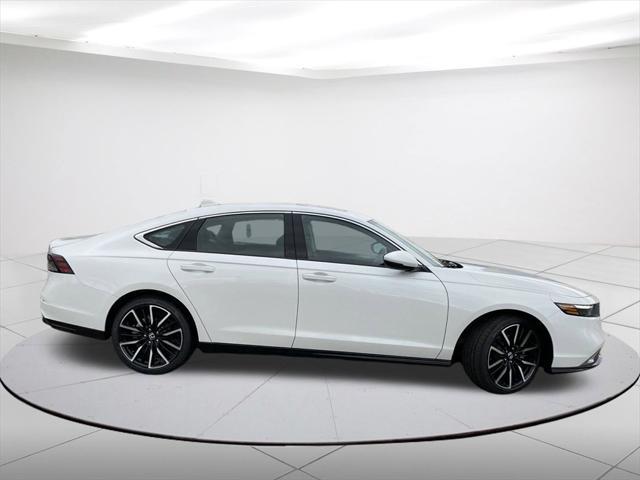 new 2025 Honda Accord Hybrid car, priced at $40,850