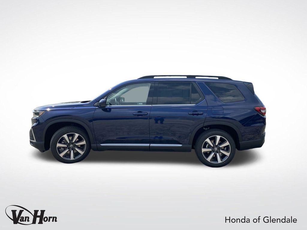 new 2025 Honda Pilot car, priced at $47,250