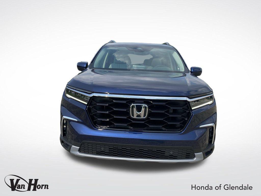 new 2025 Honda Pilot car, priced at $47,250
