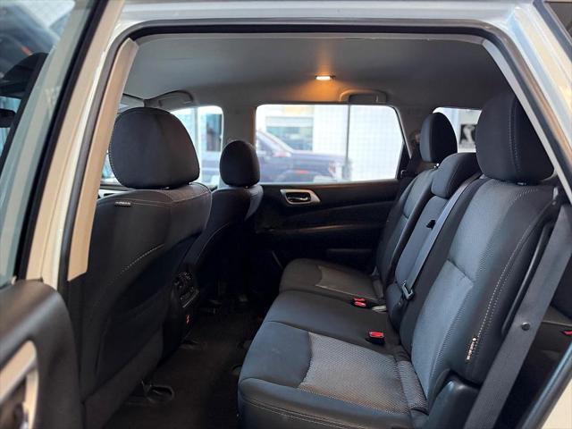 used 2018 Nissan Pathfinder car, priced at $12,998