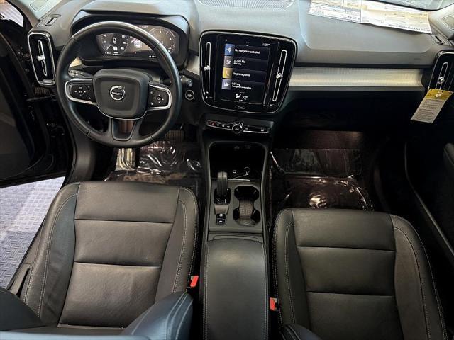 used 2021 Volvo XC40 car, priced at $17,998