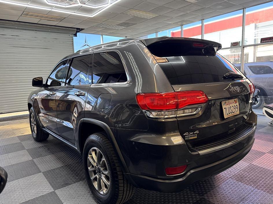 used 2015 Jeep Grand Cherokee car, priced at $12,998