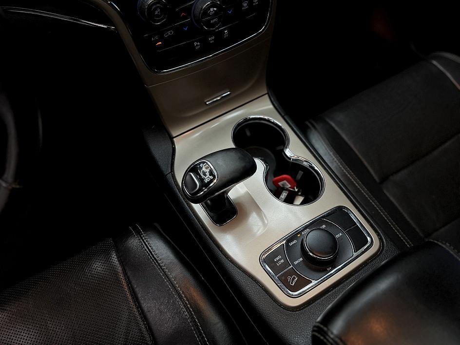 used 2015 Jeep Grand Cherokee car, priced at $12,998