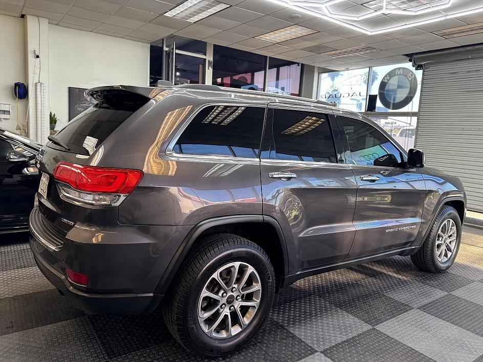 used 2015 Jeep Grand Cherokee car, priced at $12,998