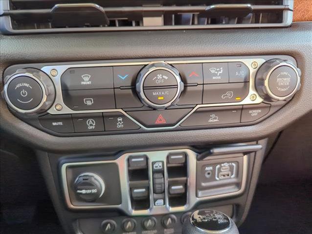 used 2025 Jeep Gladiator car, priced at $78,794