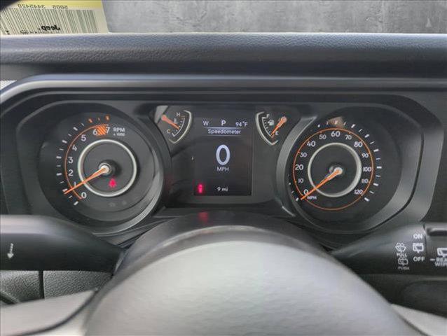 new 2025 Jeep Wrangler car, priced at $37,686