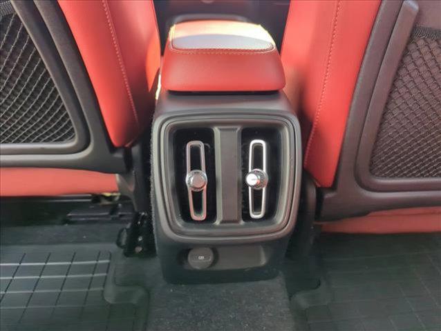 used 2019 Volvo XC40 car, priced at $21,526