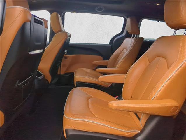 used 2021 Chrysler Pacifica car, priced at $31,281