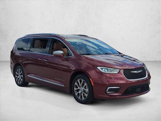 used 2021 Chrysler Pacifica car, priced at $31,281