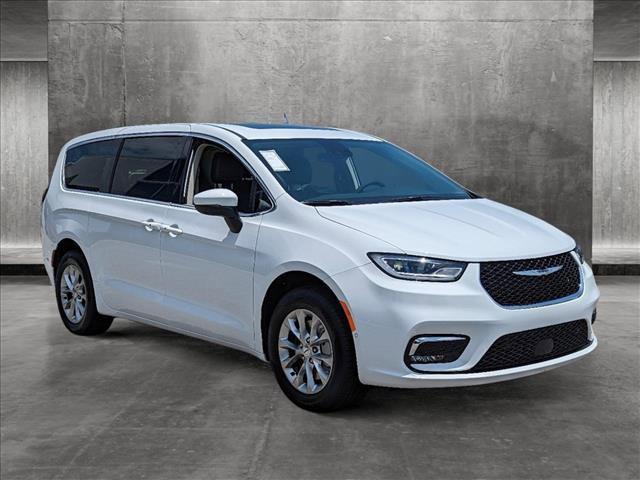 new 2023 Chrysler Pacifica car, priced at $46,991