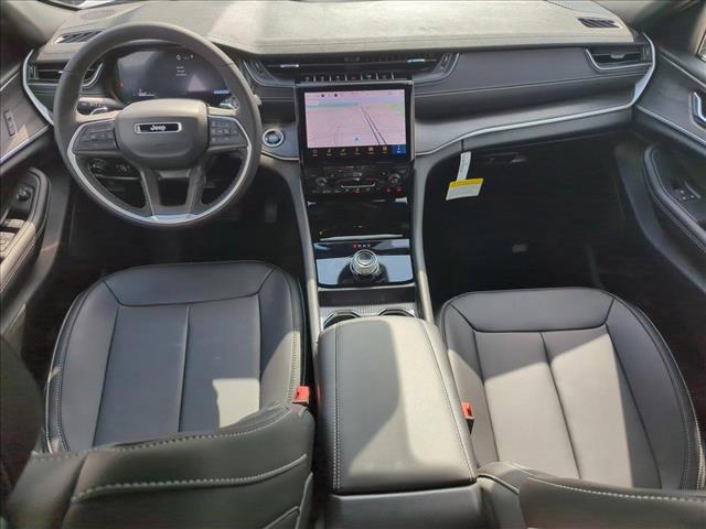 new 2025 Jeep Grand Cherokee car, priced at $42,949