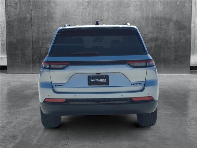 new 2025 Jeep Grand Cherokee car, priced at $49,104