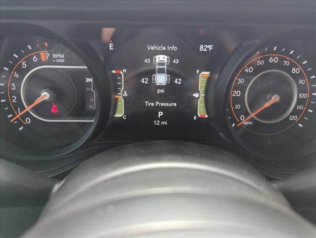 new 2025 Jeep Gladiator car, priced at $52,264