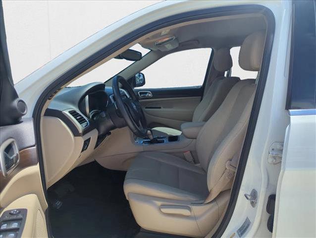 used 2017 Jeep Grand Cherokee car, priced at $14,392