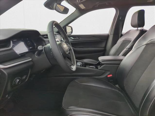 used 2023 Jeep Grand Cherokee car, priced at $29,994
