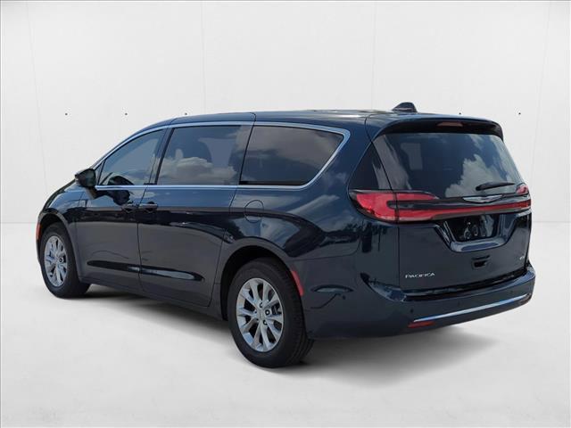 new 2025 Chrysler Pacifica car, priced at $41,042