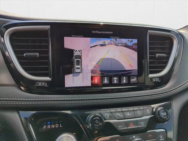 new 2025 Chrysler Pacifica car, priced at $41,042