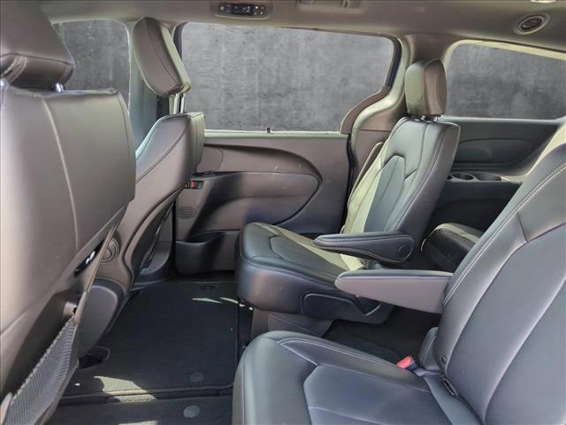 new 2025 Chrysler Pacifica car, priced at $42,842