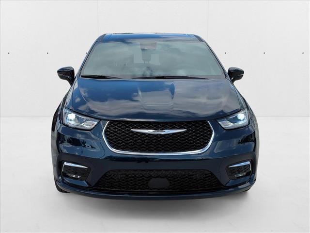 new 2025 Chrysler Pacifica car, priced at $42,292