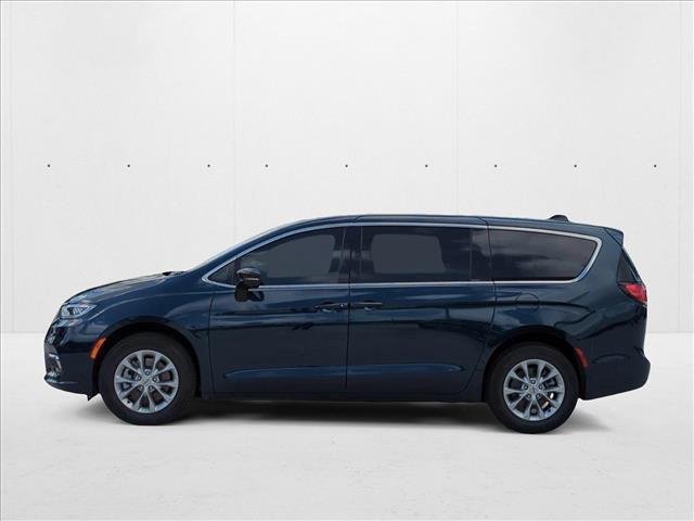 new 2025 Chrysler Pacifica car, priced at $42,292