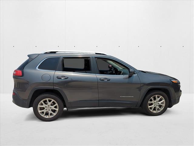 used 2017 Jeep Cherokee car, priced at $11,111