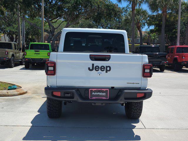 new 2025 Jeep Gladiator car, priced at $45,030